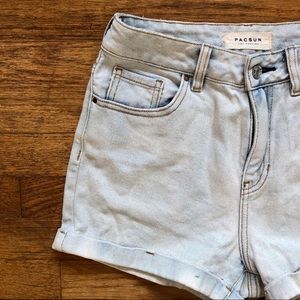 *CLOSET CLEAN-OUT SALE* Light Wash Mom Shorts